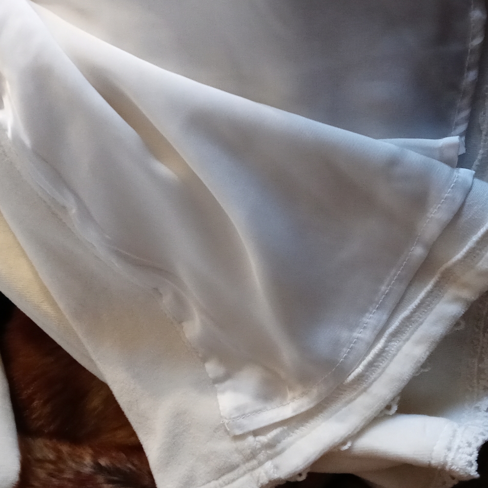 Hopeless Romantic blouse size large - Picture 11 of 11